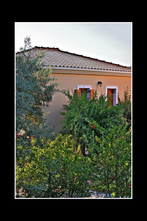 Porto Katsiki Guest Houses Athánion Exterior foto